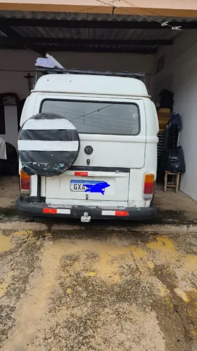 Volkswagen Kombi Escolar 1.6 MPI 2001
