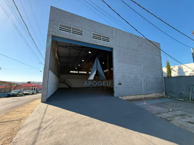 Galpão comercial com 330m² para aluguel em Ribeirão das Neves