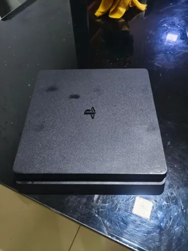 Ps4 slim com defeito ( não liga). Leia anúncio.