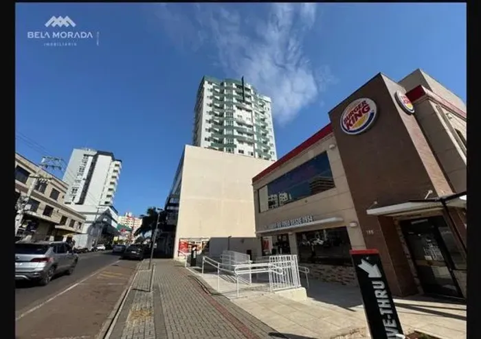 Kitnet/ Studio com 1 Quarto(s) e 1 banheiro(s) para Alugar, 52 m² por R$ 2222 / Mês