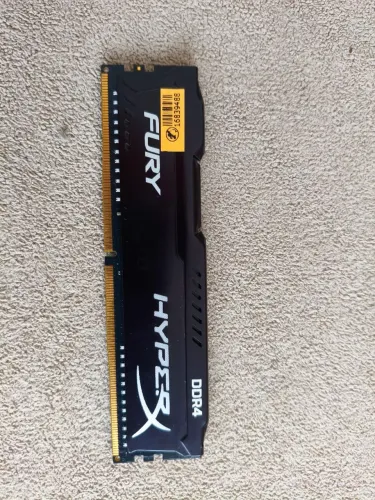 Memória RAM Kingston 8GB DDR4