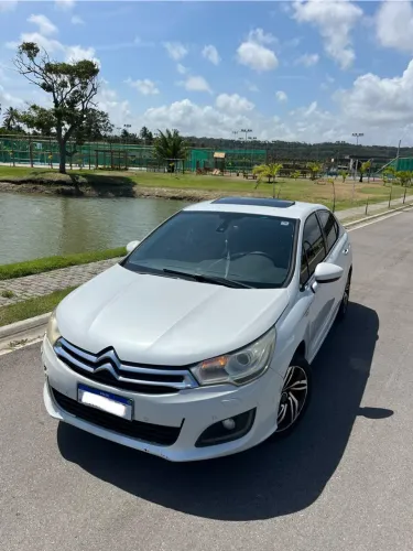 Citroen C4 Lounge Exclusive 1.6 Turbo 4P Aut. 2014