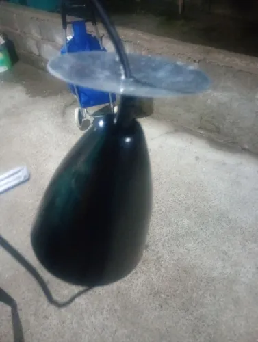 Vendo duas luminárias novas barato vem que tem