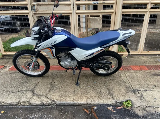 Honda NXR 160 Bros Esdd Flexone 2024 1100 km único dono zero