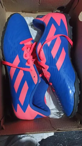Chuteira adidas Artilheira Society V Tf Adulto - 39 / 40<br>
