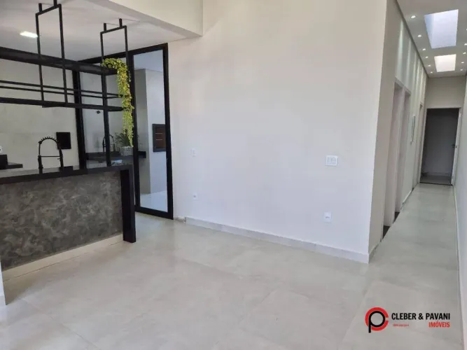 Casa para venda no condomínio Villagio Ipanema I