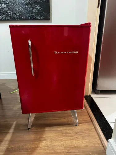 Frigobar Brastemp retrô 76l - entrego