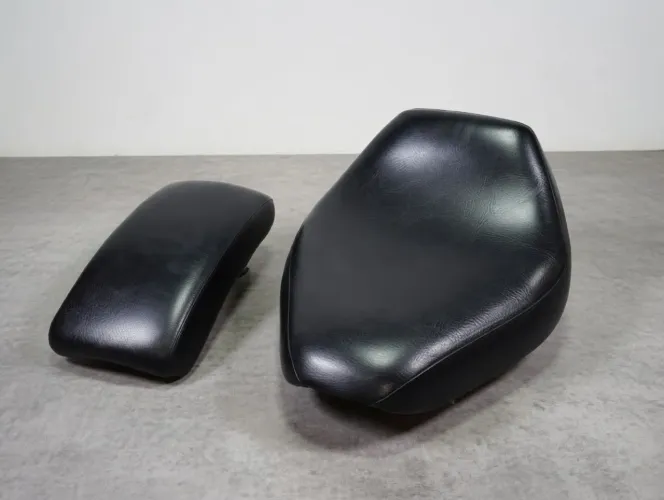 Conjunto de bancos originais da Yamaha Drag-Star 650