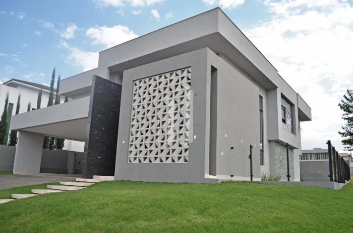 Casa de Condomínio com 4 Dormitórios, 4 Suítes, 6 Vagas e com 512M² - Residencial Alphavil