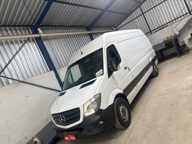 Mercedes-Benz Sprinter 415 Furgão E.l.t.alt. 2.2 Dies. 2019