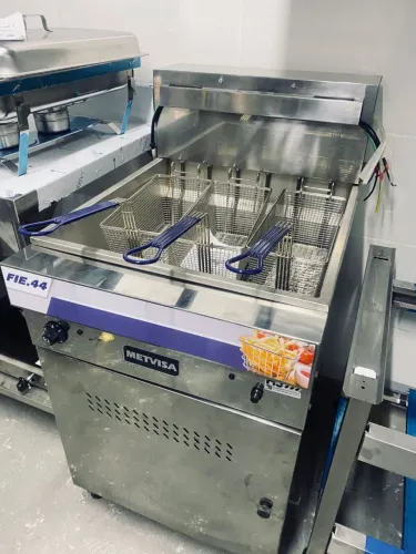 NZ. Fritadeira industrial elétrica 40 litros METVISA 