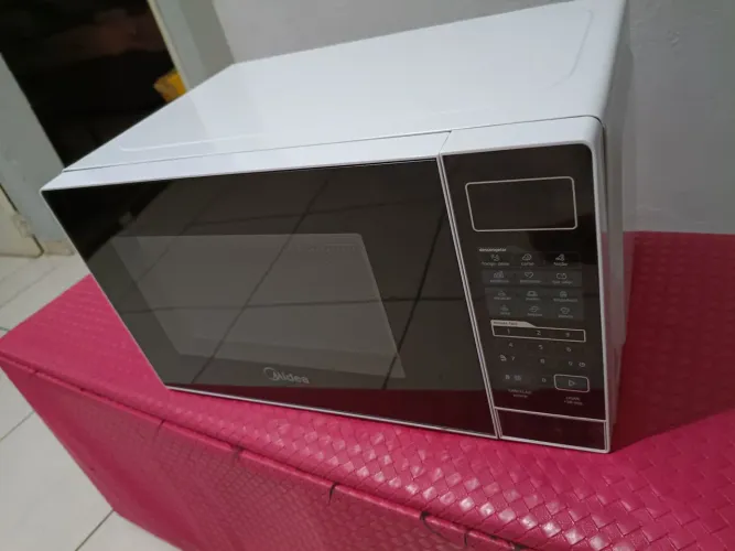 Microondas 20L 127v Novíssimo