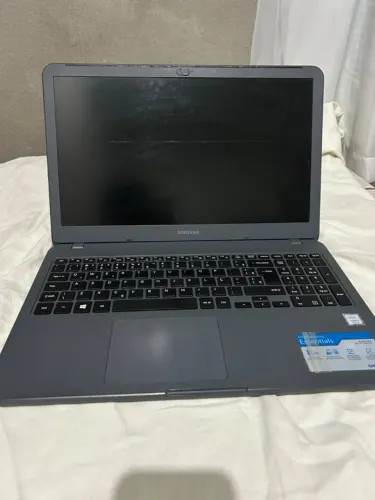 Notebook samsung essentials i3 semi novo