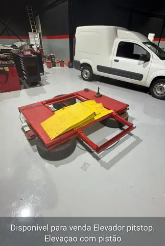 Elevador pitstop para carro semi novo