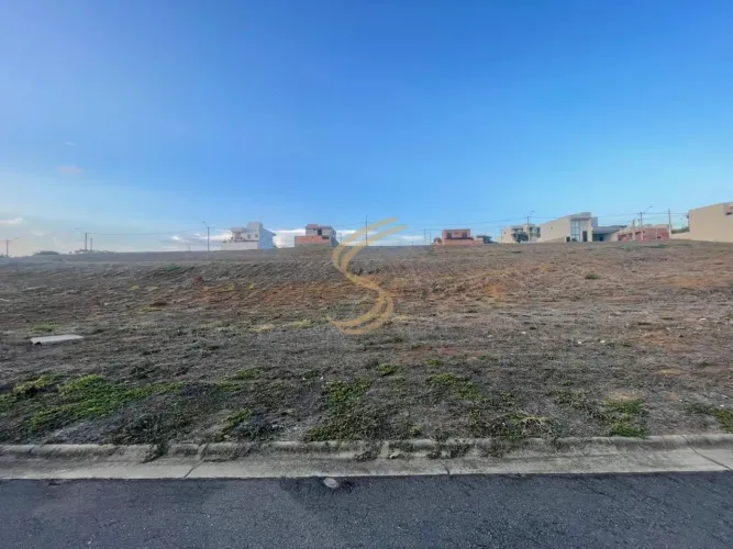 Terreno à Venda no Residencial dos Lagos em São José do Rio Pardo
