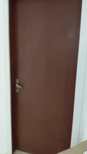 Vendo Portas internas de a medida 80x206 em perfeito estado! Já pintadas