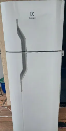 Geladeira funcionado perfeitamente.