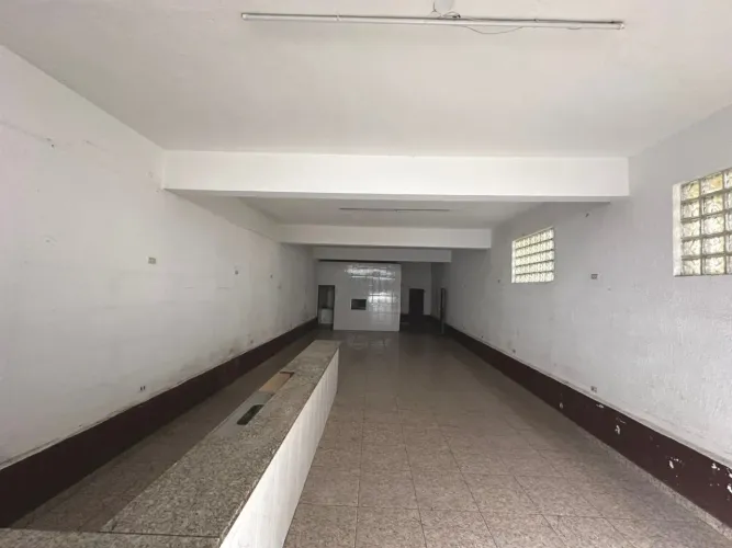 Salão/Armazém Comercial para aluguel com 100m² em em Vila Santa Catarina - São Paulo - SP