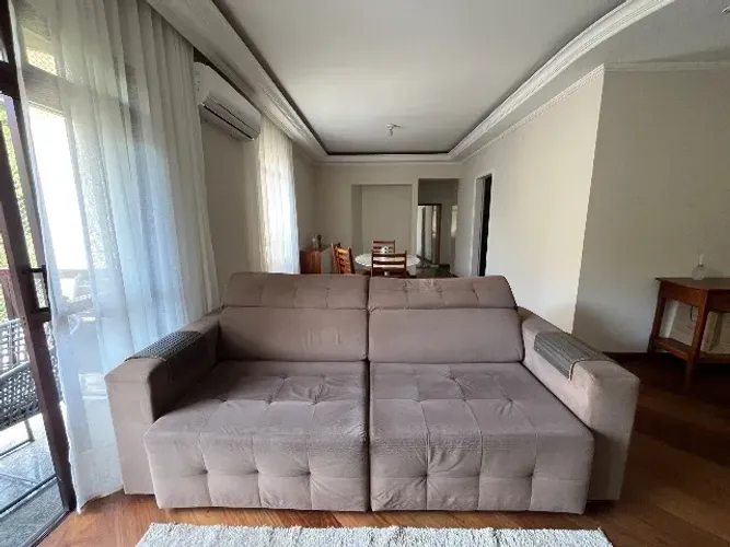 Sofá retrátil 