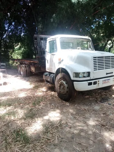 Caminhão Internacional Navistar 4700