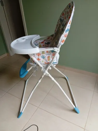 Cadeirote de alimentação