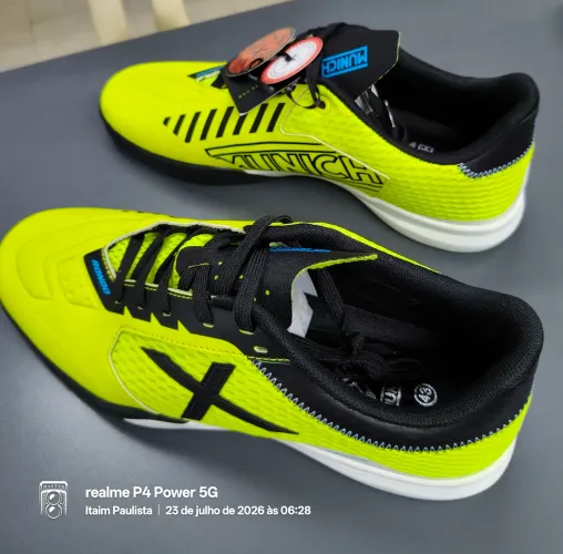 Tênis Futsal Munich Rondo 41 original no Itaim Paulista ou Ferraz de Vasconcelos em SP