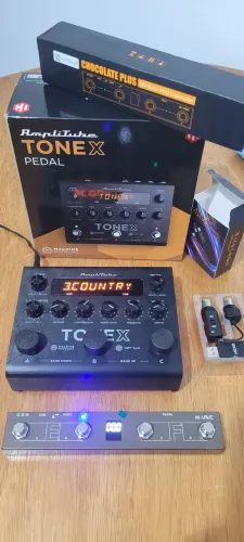Tonex Pedal + controlador Chocolate Plus + adaptador MIDI sem fio