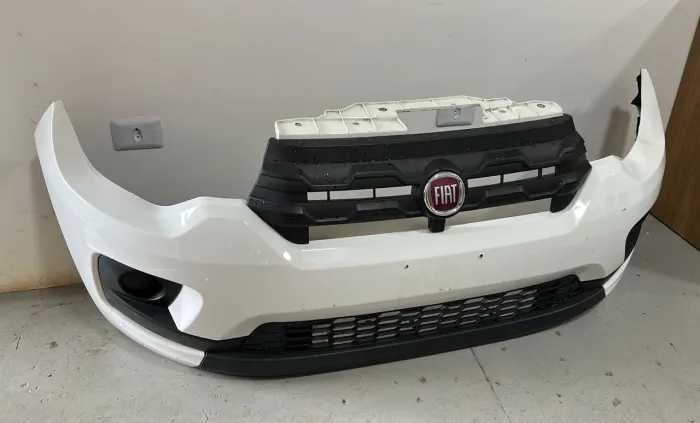 Pára-choque dianteiro Fiat mobi 17/21