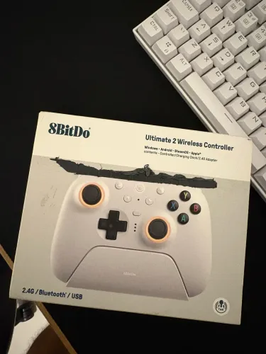 8BitDo Ultimate 2 Wireless Controller