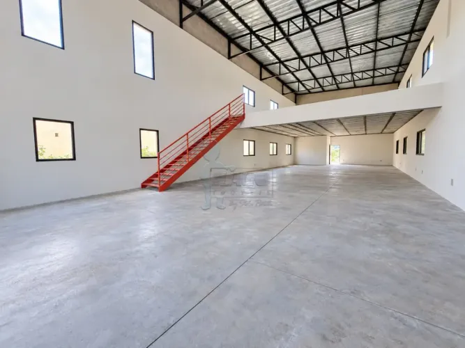 Galpão comercial de 350m² com 04 banheiros para locação - Jardim Nova Aliança Sul