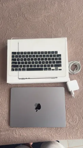 MacBook Air M3 13? 2024 ? 8GB ? Bateria 99% ? 51 Ciclos