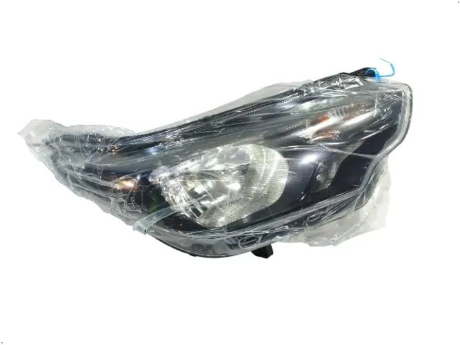 Farol direito Strada Freedom 2021 a 2025 Sem Led 100276607