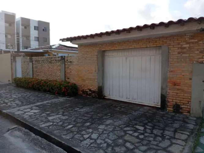 Casa para troca por apartamento no Jardim Cidade Universitária área - 12 x 32 / * 