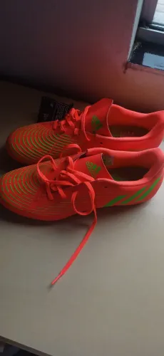 Chuteira Society Adidas Predator Edge 4 TF (Tamanho 40)