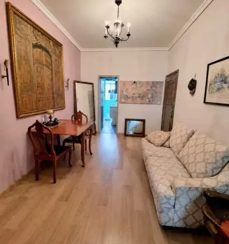 Apartamento de 1 Quarto e Sala com Dependências e Garagem em Ipanema