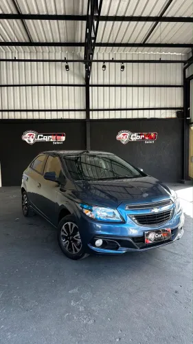 Chevrolet Onix Hatch LTZ 1.4 8V Flex Power Aut. 4P 2015