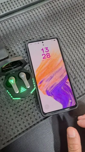 Vendo ou troco SAMSUNG GALAXY A 53 5G 128 GIGAS SUPER NOBO SEM DETALHES