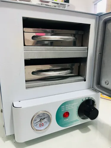Estufa Esterilizadora dois compartimentos
