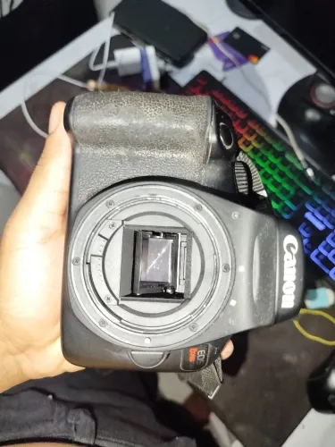 Canon EOS Rebel T100 + Lente 18-55mm + Acessórios (Ler Descrição: Reparo na Entrada)