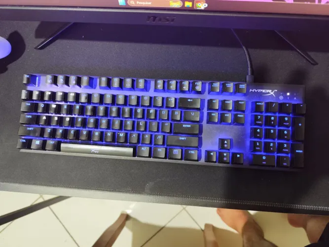 Teclado Mecânico 100% - Hyperx Alloy FPS RGB