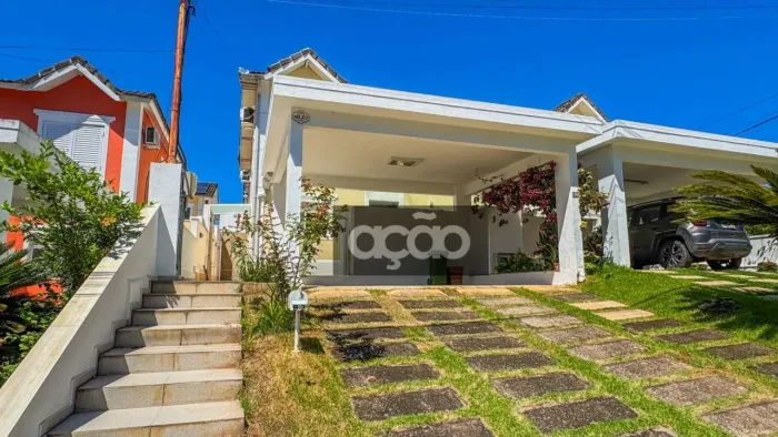 Casa com 3 dormitórios à venda, 153 m² por R$ 850.000 - Morada da Colina - Resende/RJ