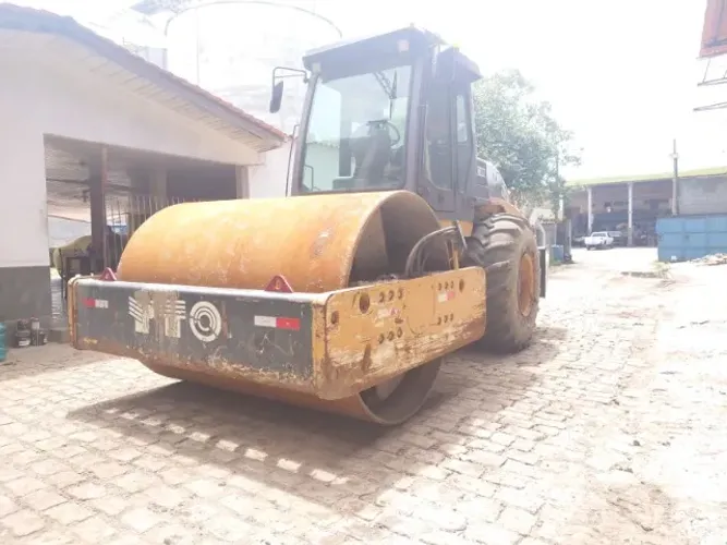 ROLO COMPACTADOR YTO