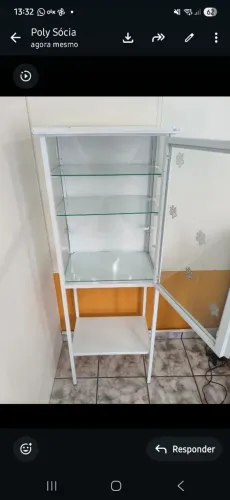 Armário de vidro para clínica