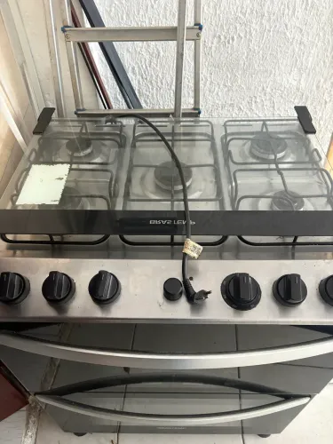 Vendo fogão Brastemp 5 bocas top !