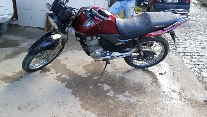 Moto a venda