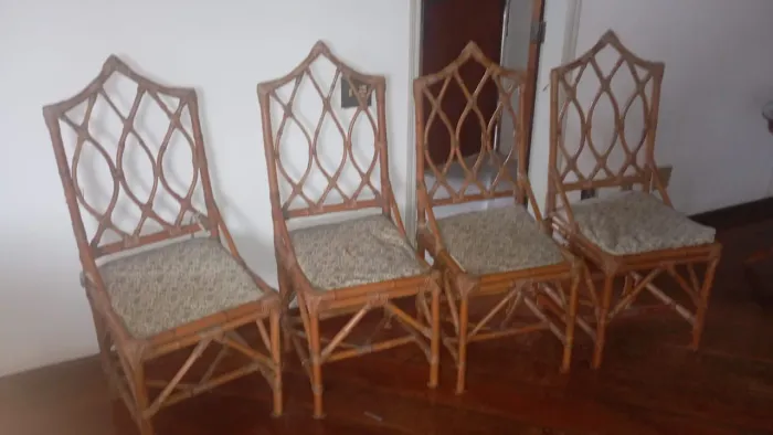Mesa vidro + bambu 