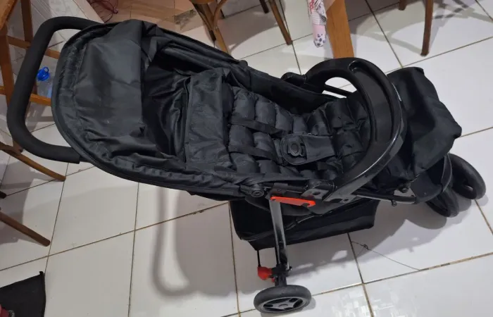 Carrinho de bebê cosco