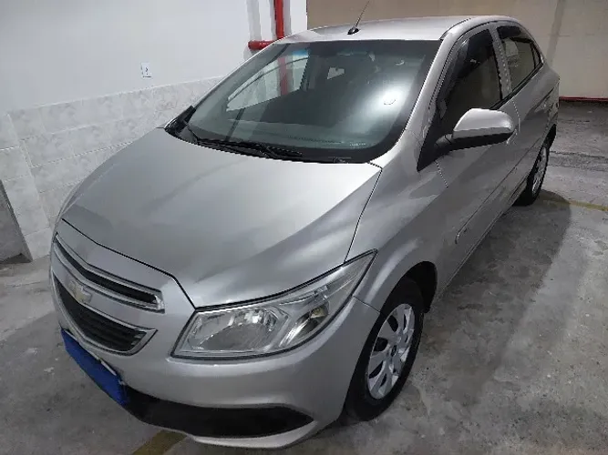 Chevrolet Onix Hatch LT 1.0 8V Flex Power Mec. 4P 2013