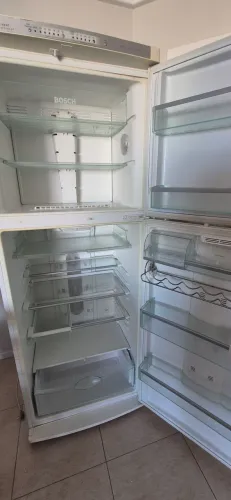 GELADEIRA/FREEZER BOSCH EM BOM ESTADO. PARA VENDER LOGO!