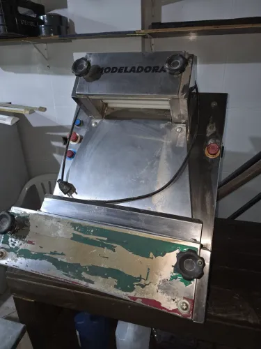 Vendo modeladora de pizza tecnopizza am45